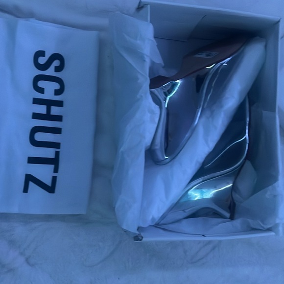 Never wore - Picture 6 of 6